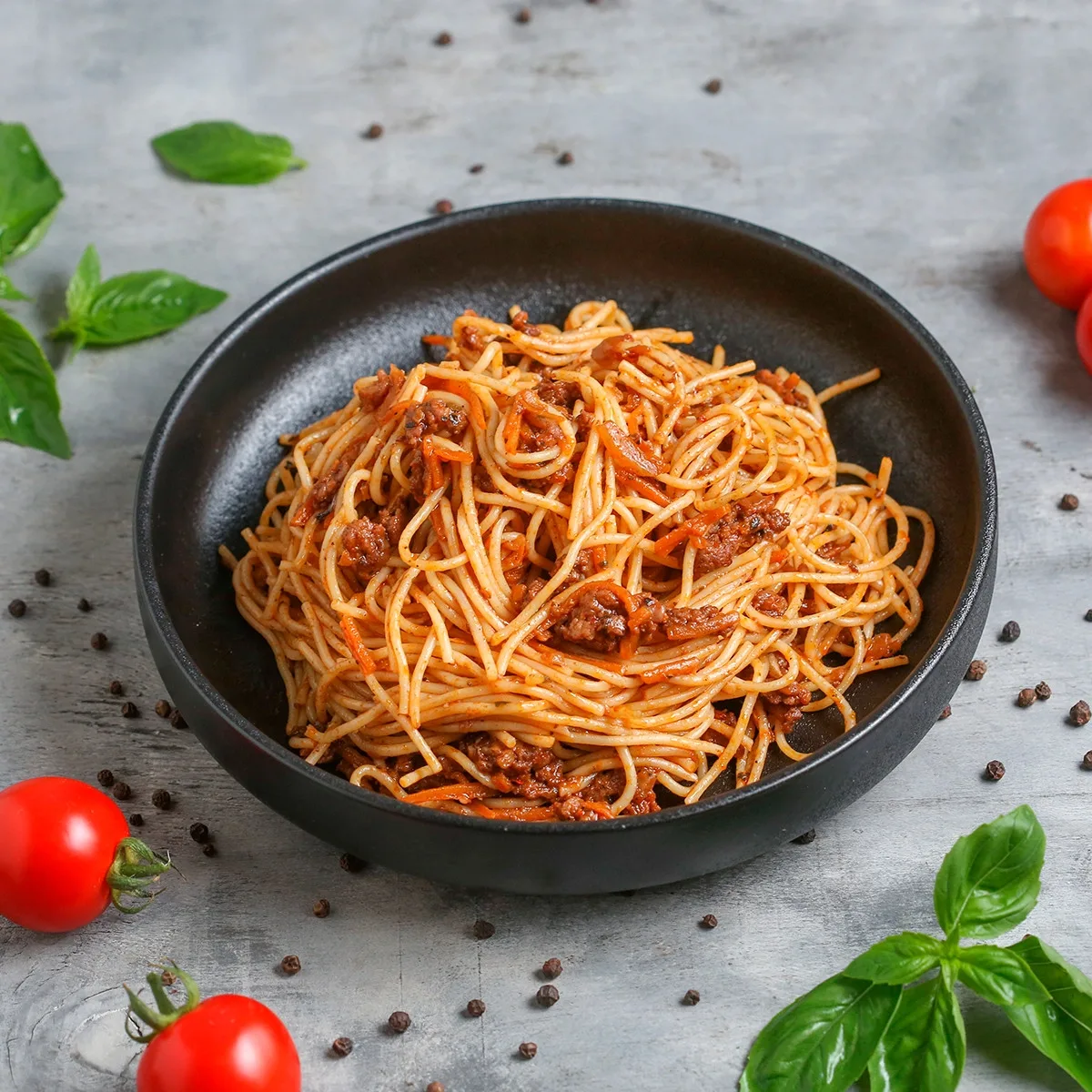 Խավարտ սպագետի բոլոնեզ