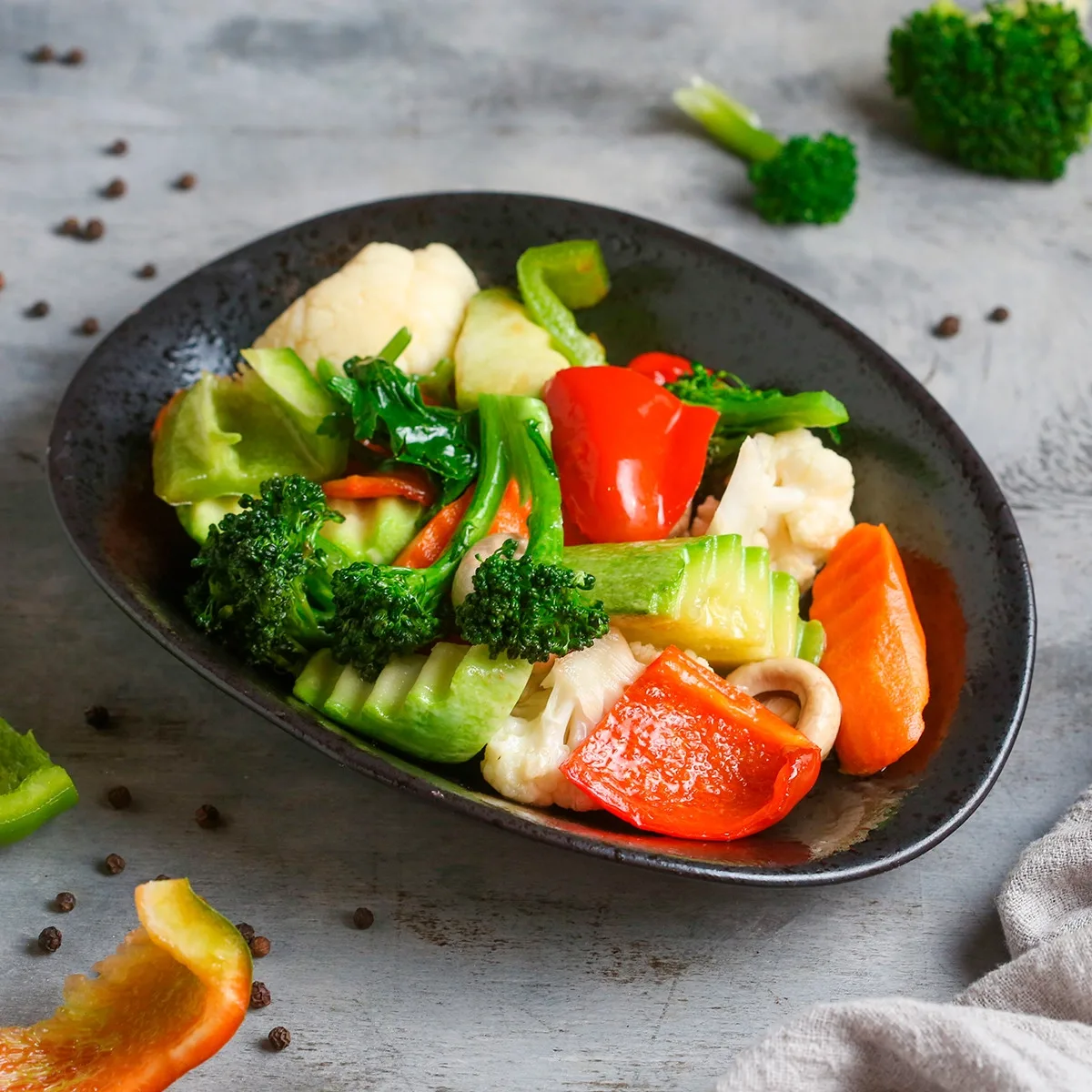 Խավարտ բանջարեղենային ռագու