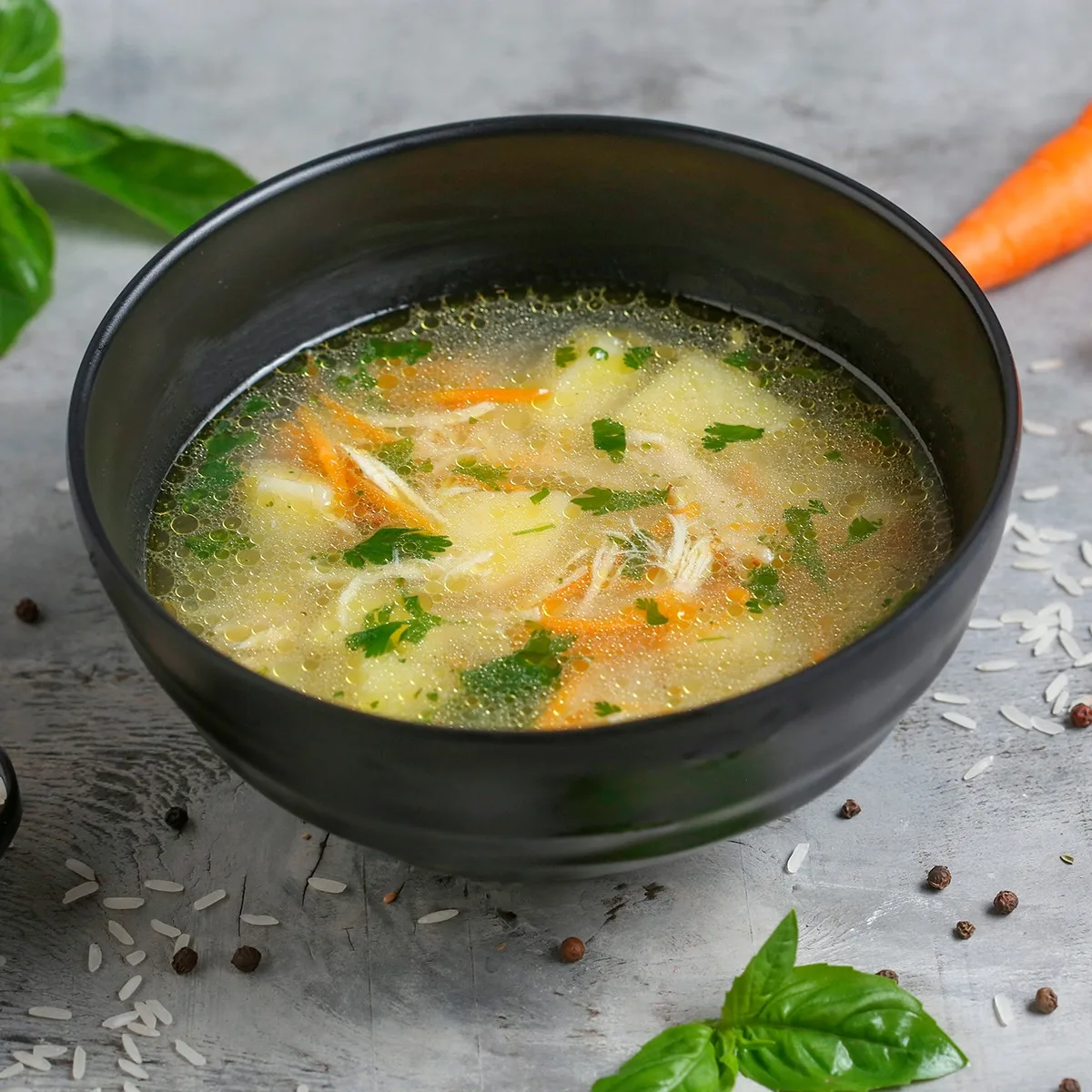 Ապուր հավի մսով, բրնձով