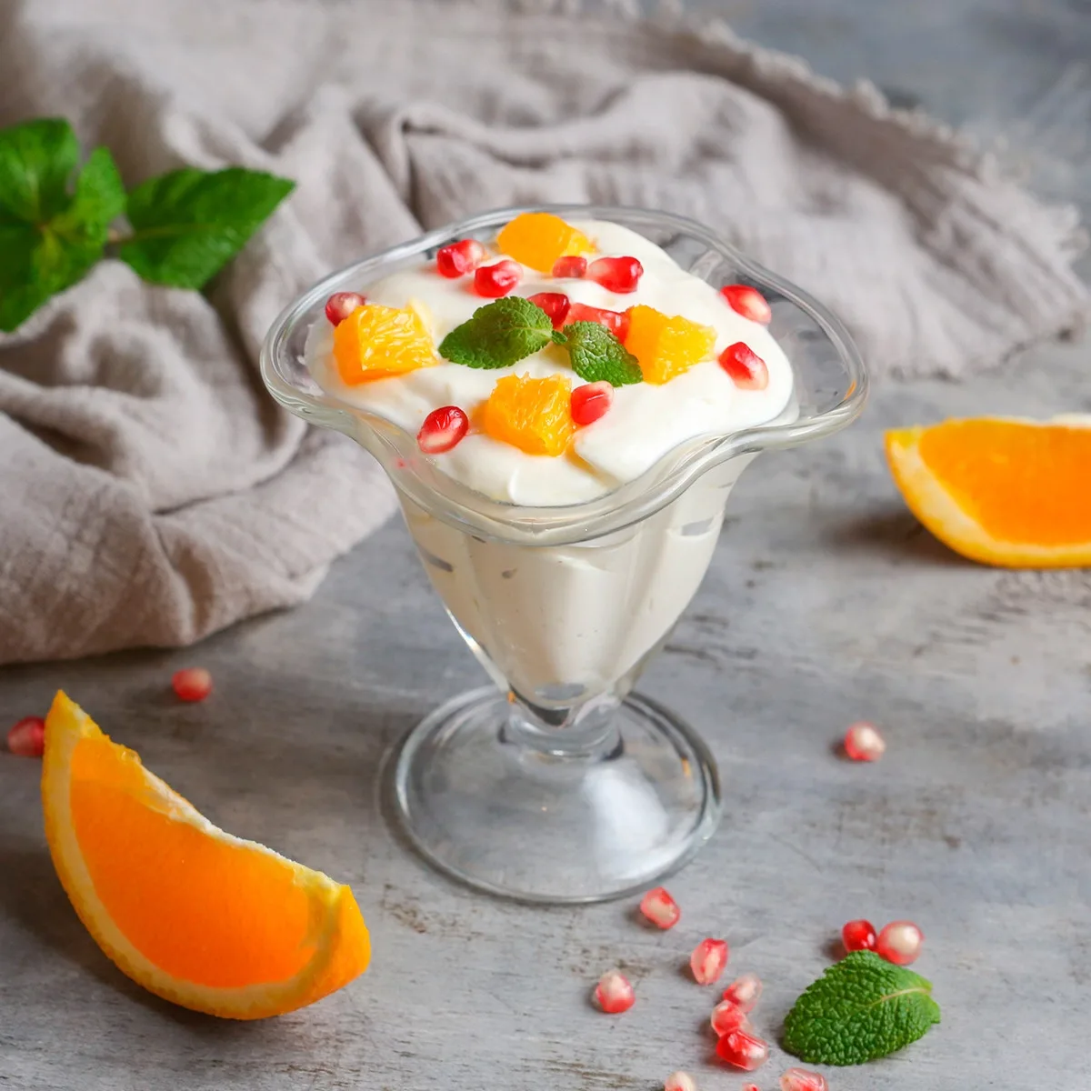 Աղցան մանանա մրգերով