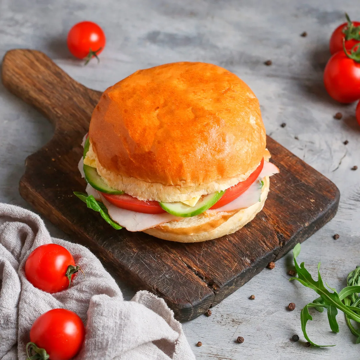 Սենդվիչ խոզապուխտով