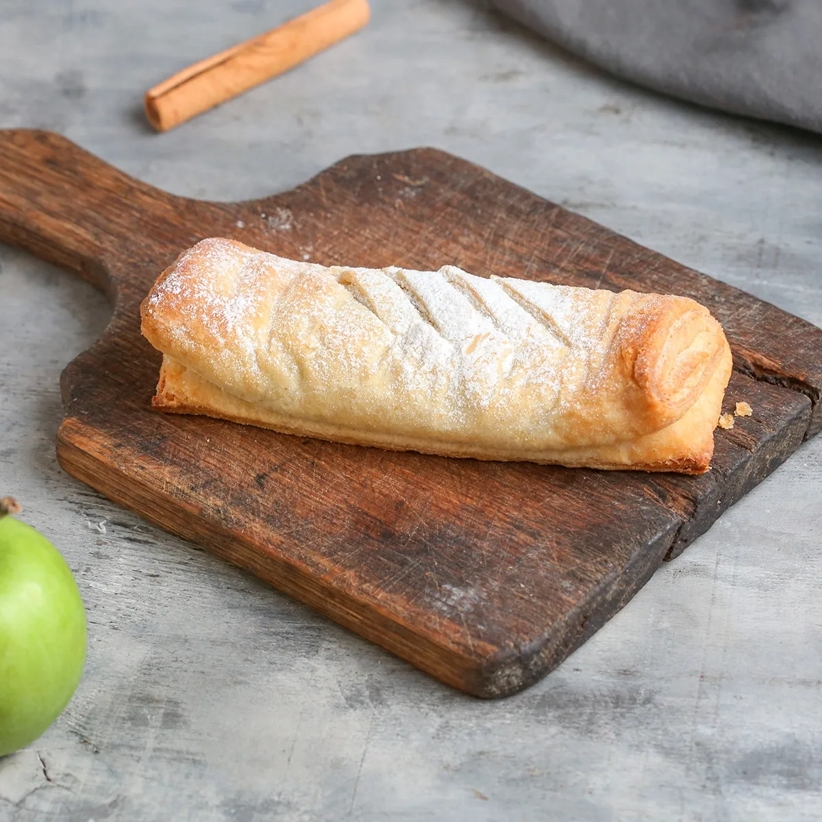 Խմորեղեն շտրուդել խնձորով