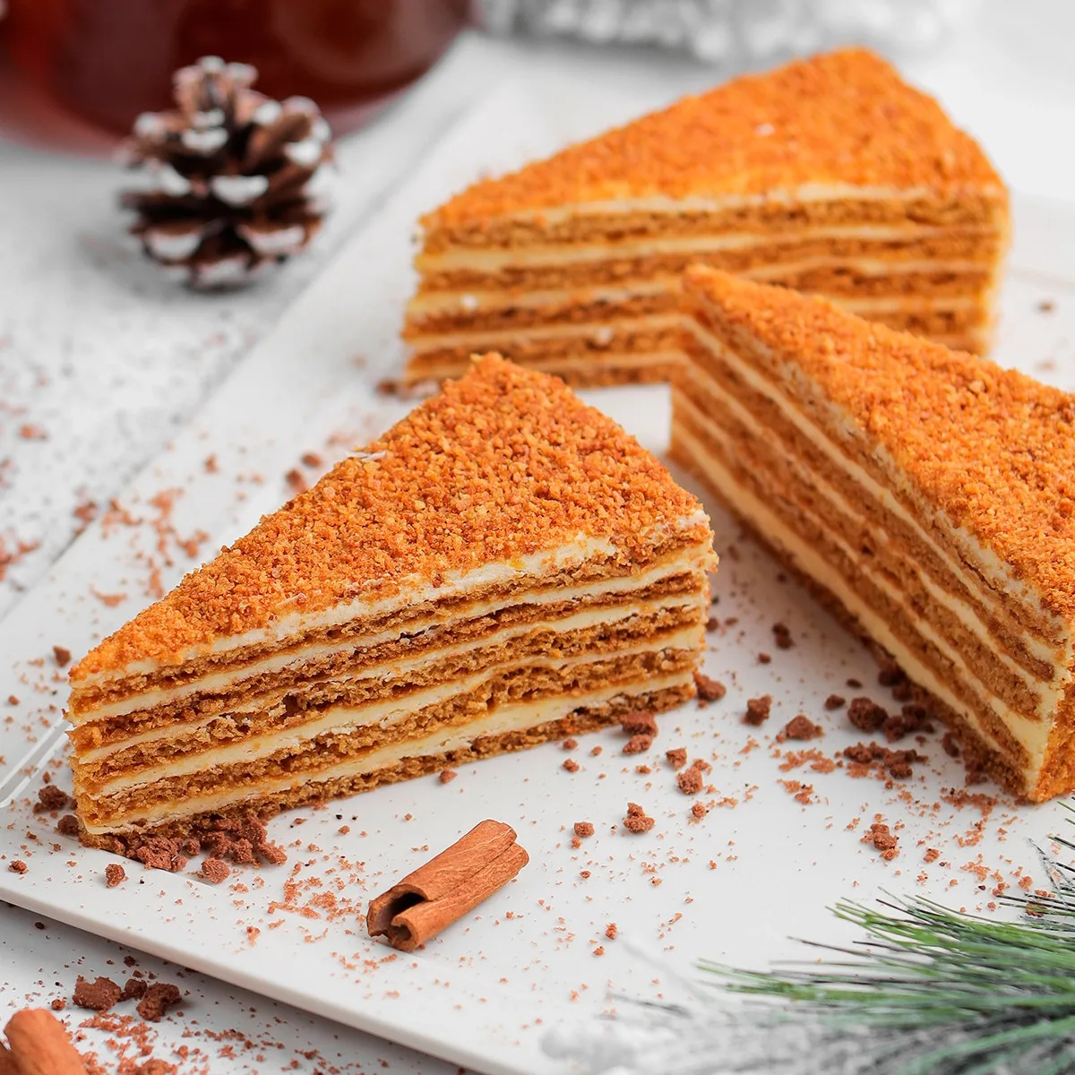 Խմորեղեն մեղրով տորթ