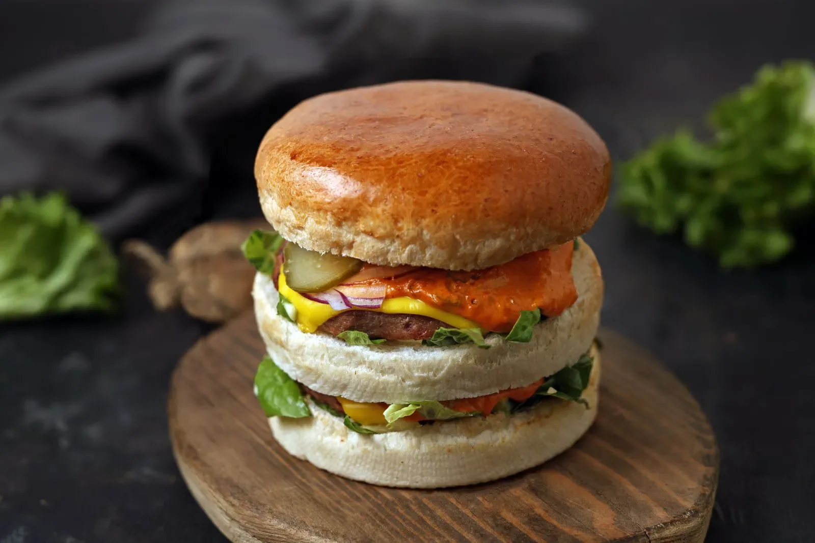 Բուրգեր Դաբլ Բիգ Մակ տավարի մսով