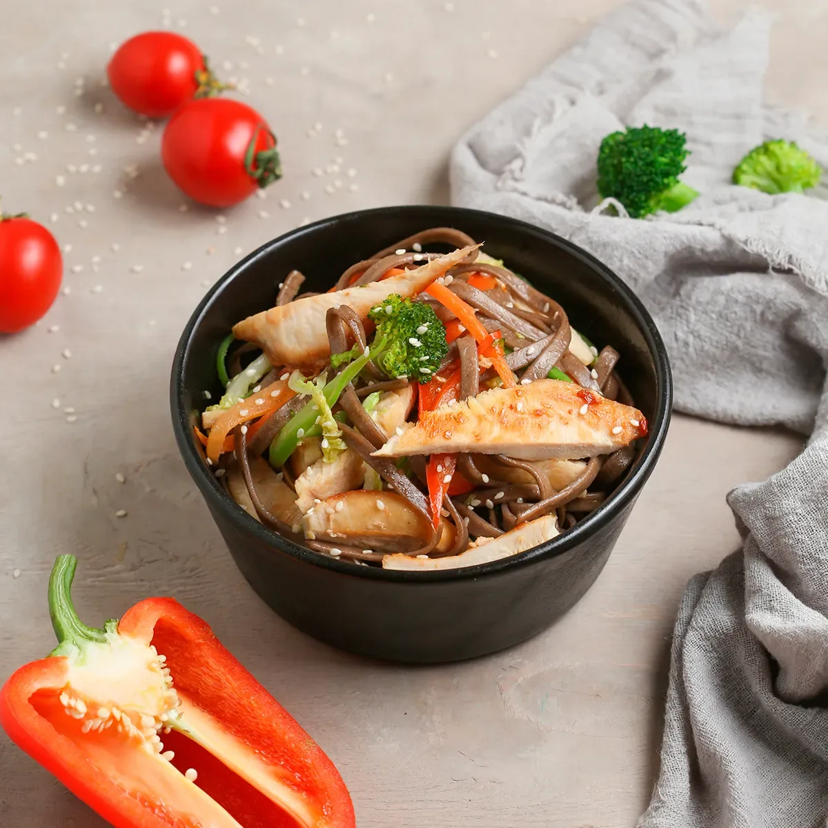 Առողջ վոկ հավի կրծքամսով