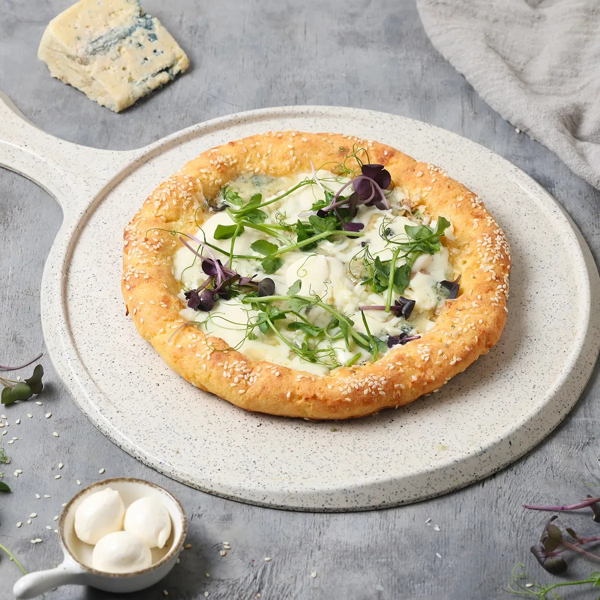 Առողջ պիցցա 4 պանիր