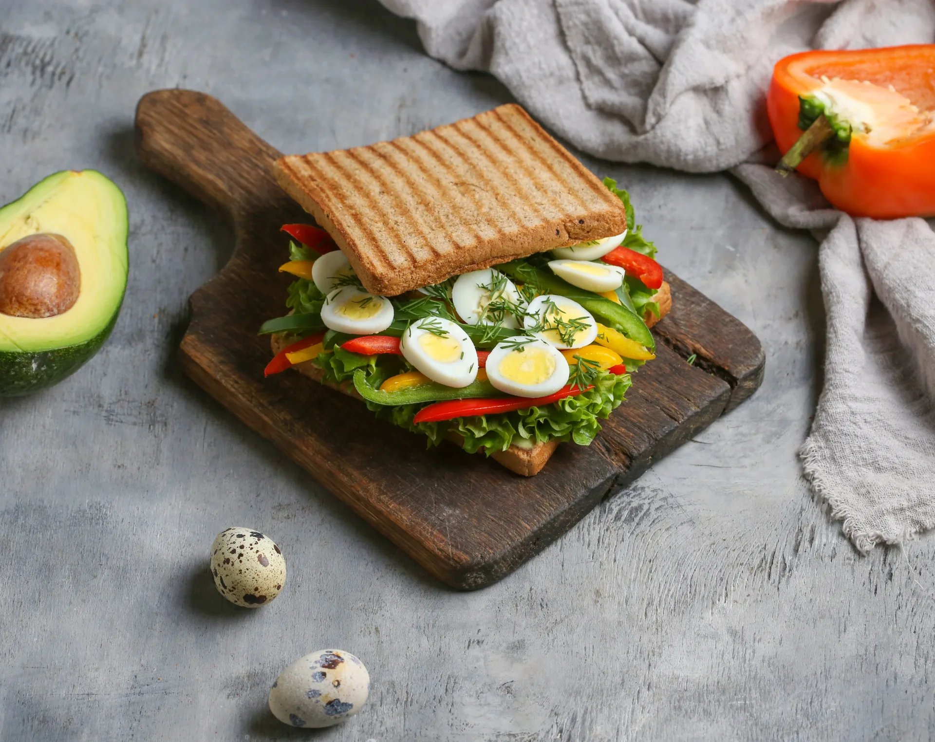 Տոստ լորի ձվով