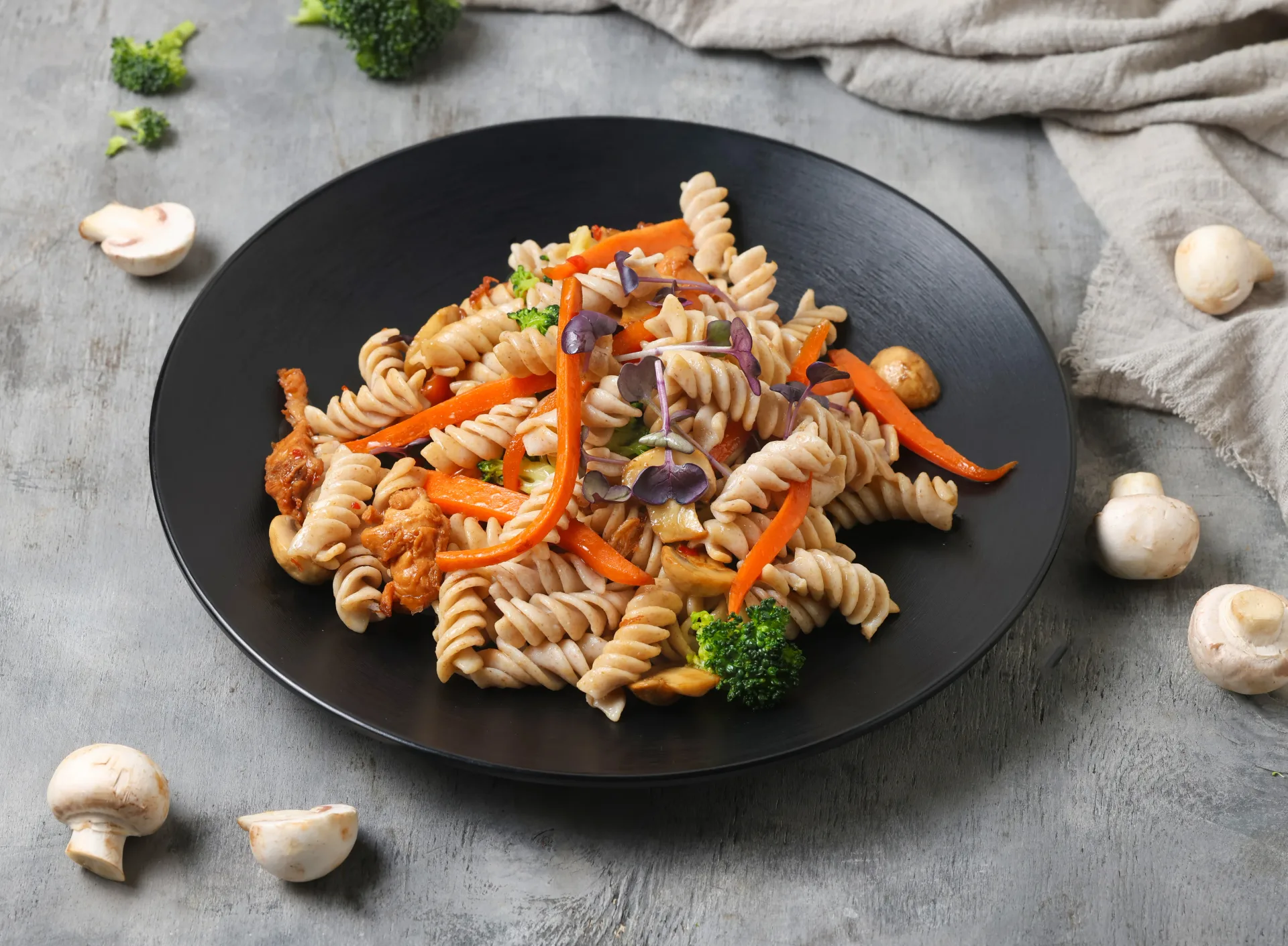 Հնդկաձավարի մակարոն հավի մսով