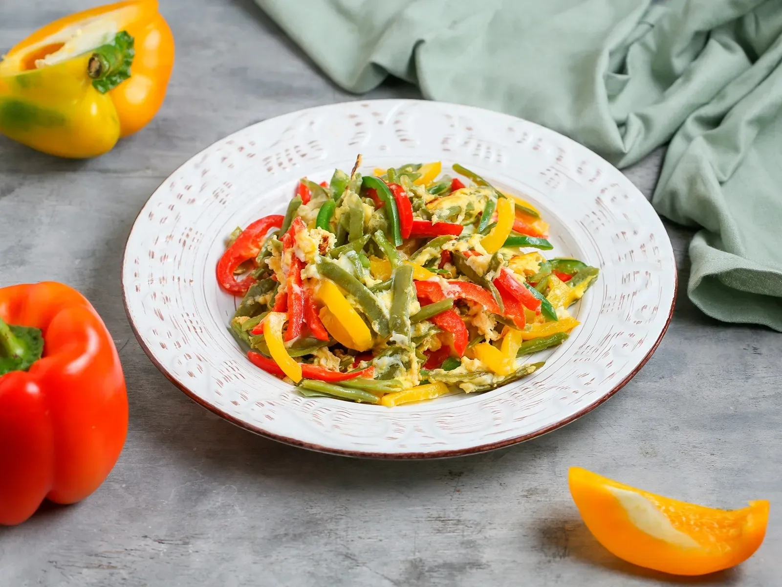 Կանաչ լոբի պղպեղներով