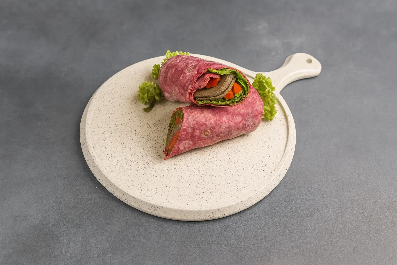 Красный ролл с бужениной