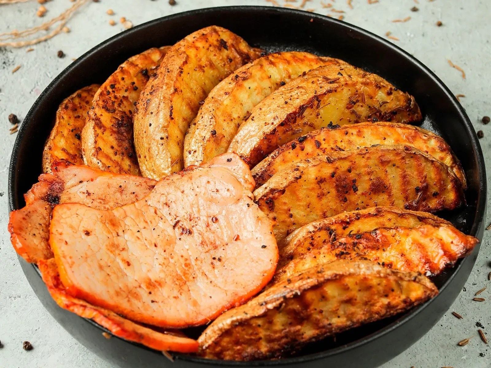 Մեքսիկական կարտոֆիլ խոզապուխտով