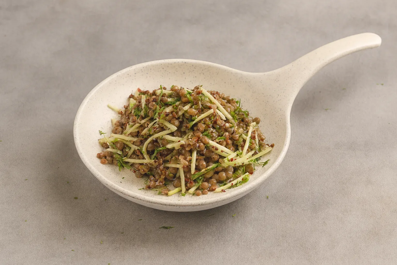 Салат из чечевицы и киноа